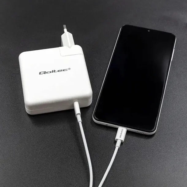 qoltec-ladowarka-sieciowa-fast-96w-or-5-20v-or-3-4-7a-or-usb-c-pd-or-biala-napiecie-wyjsciowe-20-v