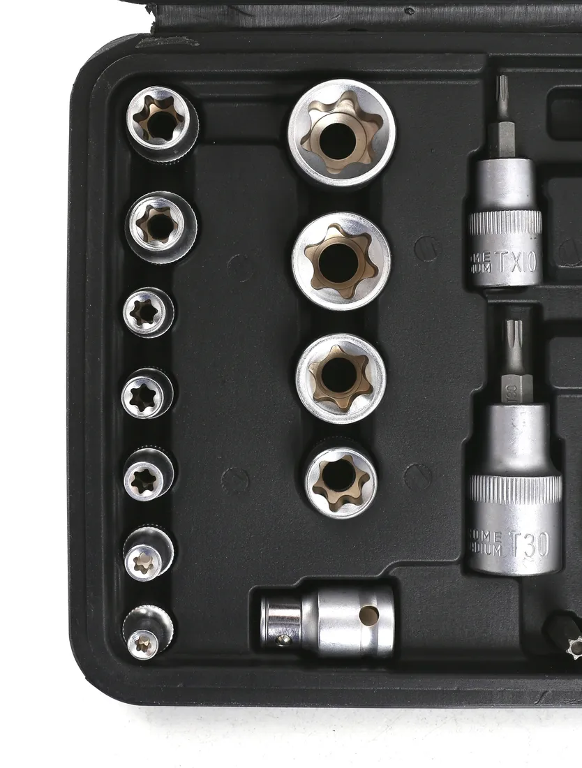 nasadki-e-torx-bity-zestaw-1-4-3-8-1-2-e4-e20-30el