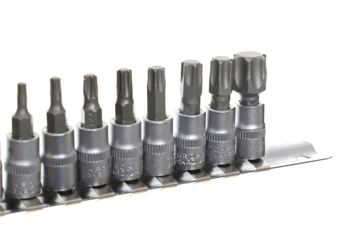 nasadki-e-torx-bity-zestaw-1-4-3-8-1-2-e4-e20-30el