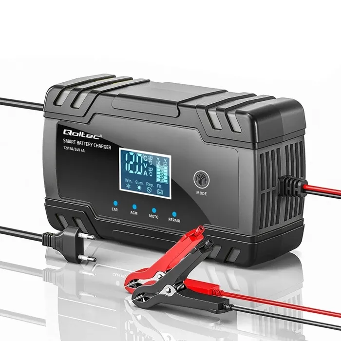 inteligentna-mikroprocesorowa-ladowarka-qoltec-52490-12v-8a