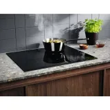 plyta-indukcyjna-electrolux-eis62443-wykonanie-plyty-szklo