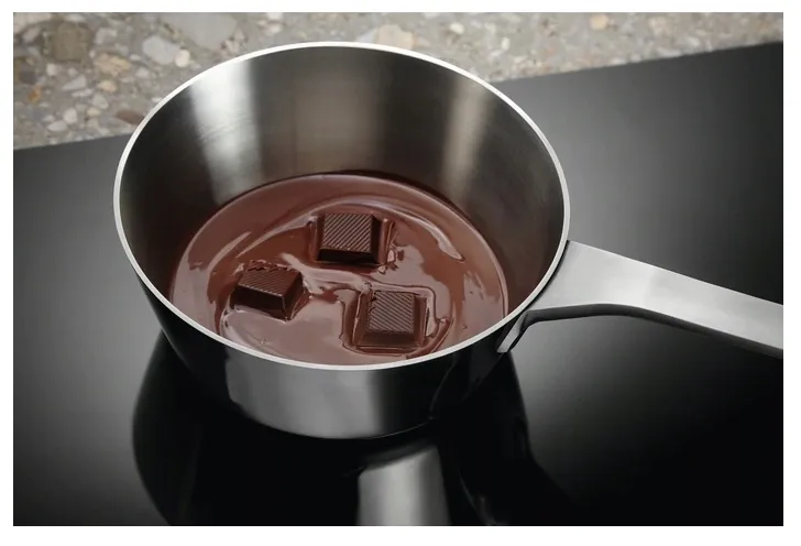 plyta-indukcyjna-electrolux-eis62443-wysokosc-produktu-4-4-cm