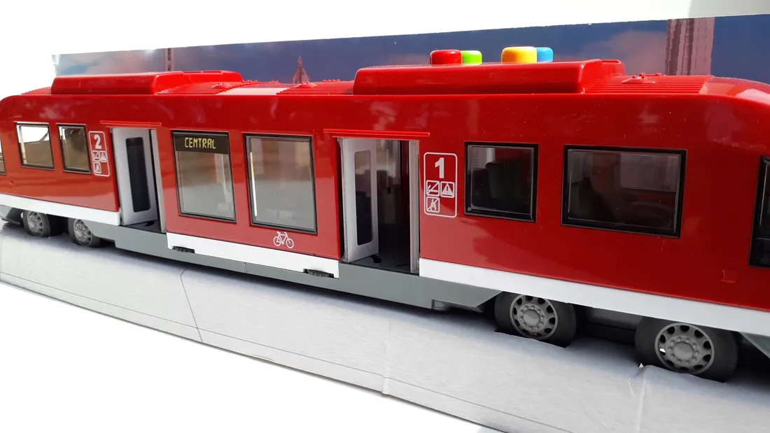 tramwaj-40cm-dromader-czerwony