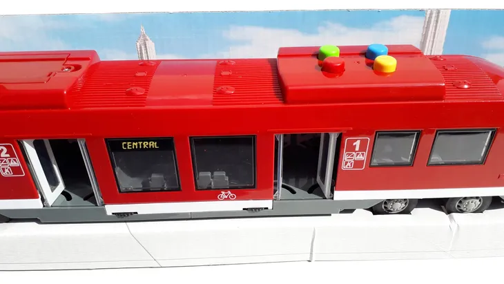 tramwaj-40cm-dromader-czerwony-efekty-dzwiekowe