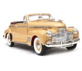 chevrolet-special-deluxe-1941-model-welly-kremowy