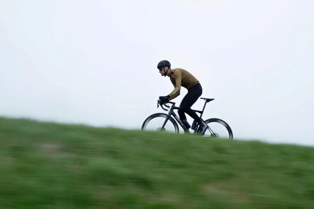 rogelli-mono-meska-bluza-rowerowa-softshell