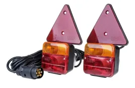 lampy-tylne-kamar-uniwersalne-lewe-prawe-z-zarowkami-e24