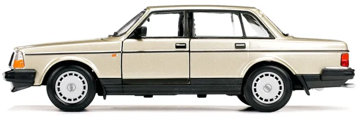 porsche-911-carrera-rs-2-7-1-24-model-welly-model-volvo-240-gl