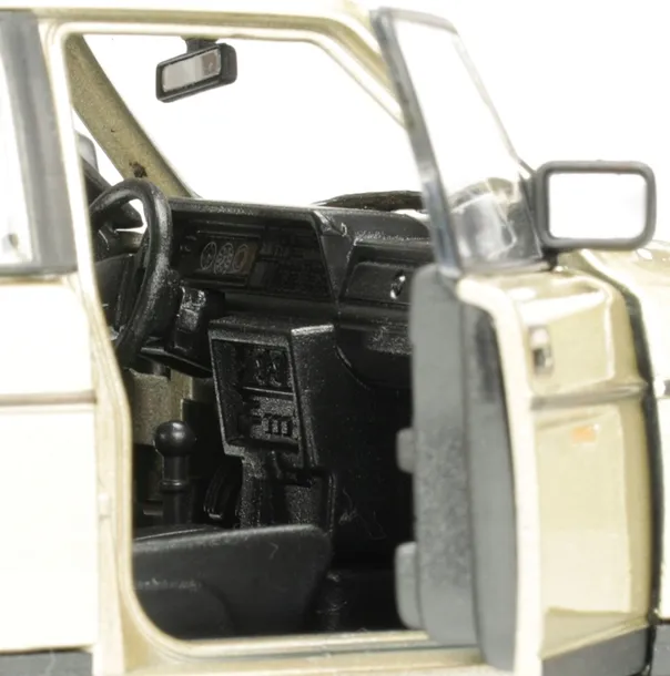 porsche-911-carrera-rs-2-7-1-24-model-welly-marka-welly-waga-z-opakowaniem-0-5-kg