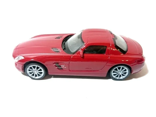 model-welly-1-43-audi-a4-marka-welly