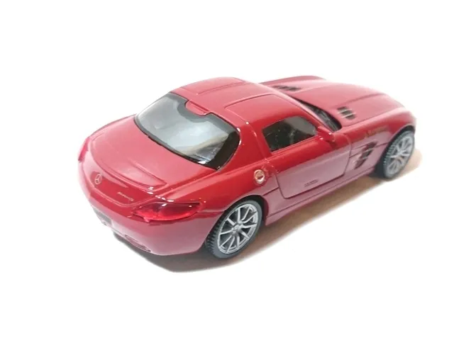 model-welly-1-43-audi-a4-certyfikaty-opinie-atesty-ce