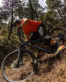 spodenki-rowerowe-five-ten-46-czarny