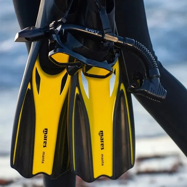 pletwy-do-snorkelingu-mares-manta-yellow-black-38-39-eu-marka-mares-plec-produkt-uniseks