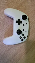 bezprzewodowy-kontroler-echtpower-switch-pro-pad-sp02