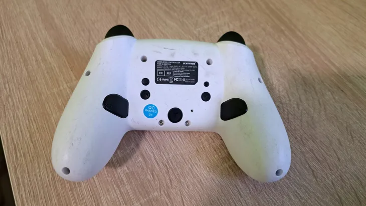 bezprzewodowy-kontroler-echtpower-switch-pro-pad-sp02-pochodzenie-zamiennik