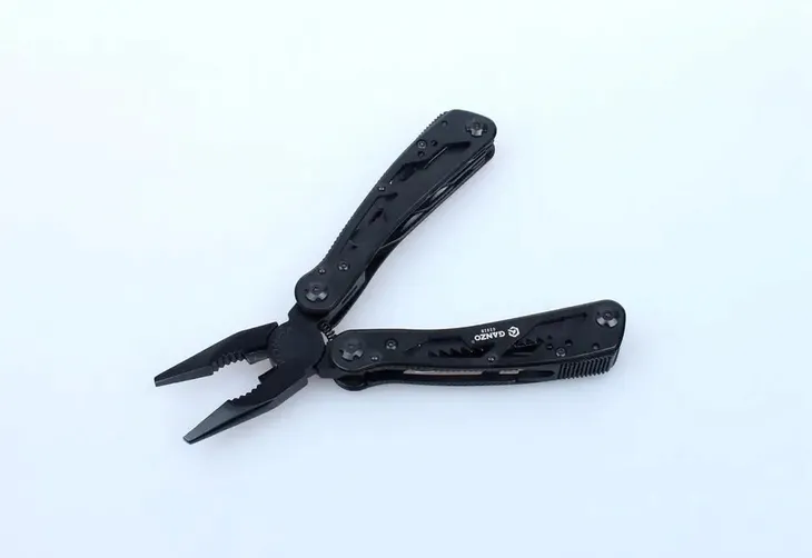 narzedzie-wielofunkcyjne-multitool-ganzo-g202-b-waga-z-opakowaniem-1-kg