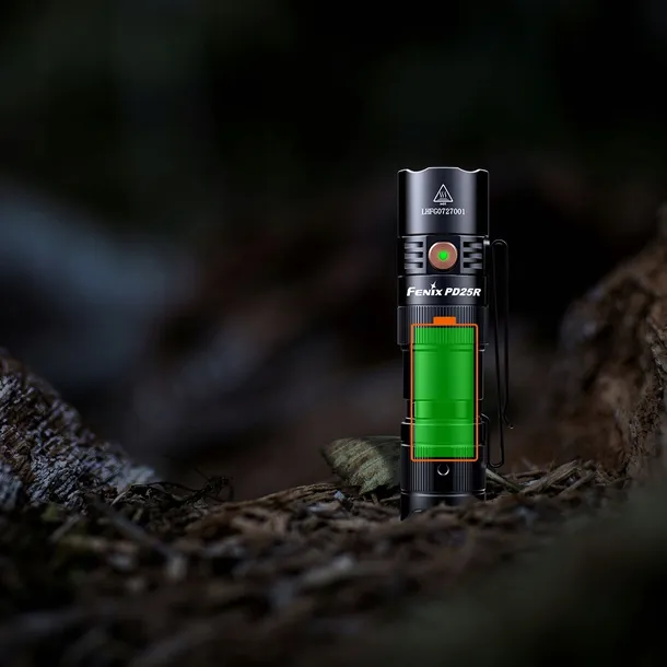 latarka-fenix-pd25r-800lm-250m-6-trybow-usb-c-zasilanie-akumulatorowe