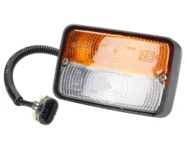 lampa-przednia-john-deere-al75642-z-kablem