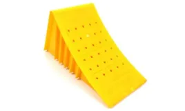 klin-plastikowy-do-samochodow-ciezarowych-zolty