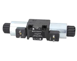 elektrozawor-suwak-24v-350bar-100l-min-duplomatic