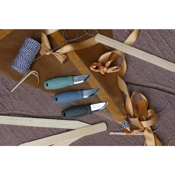 noz-morakniv-eldris-light-duty-niebieski-s-kod-producenta-13851