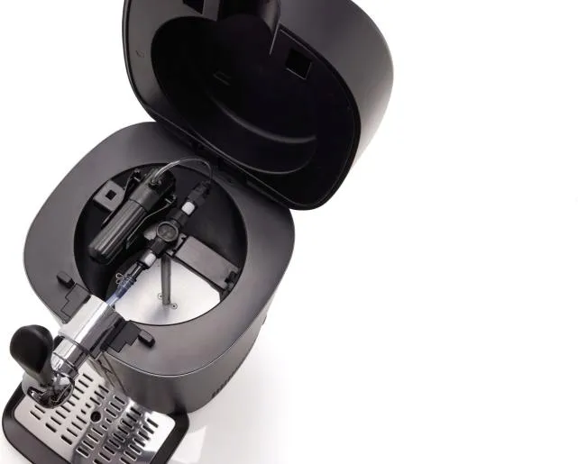 dozownik-do-piwa-kolor-dominujacy-czarny