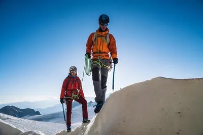 kurtka-alpinism-light-damska