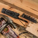 multitool-sog-1-w-1-cechy-dodatkowe-blokada-dlugosc-po-zlozeniu-11-4-cm