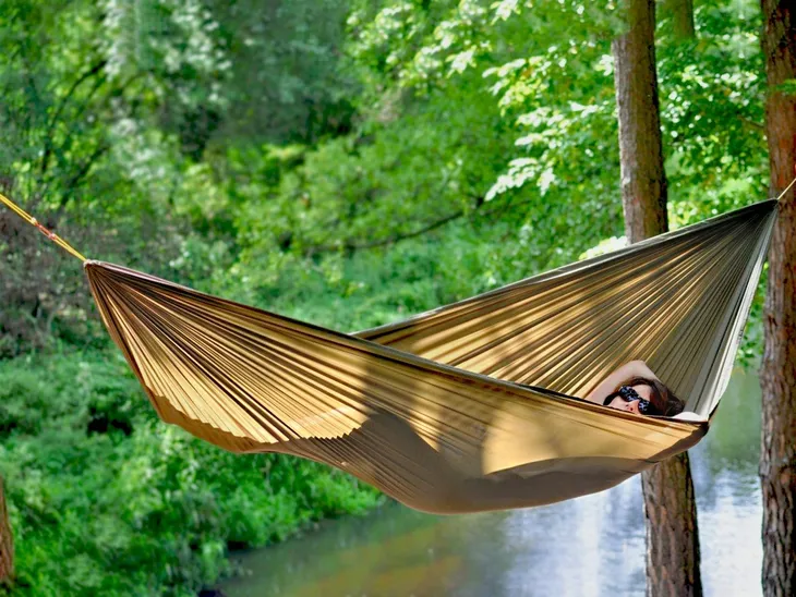 hamak-flyhamak-forest-ciemnooliwkowy-styl-nowoczesny