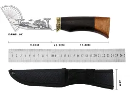 noz-mysliwski-finka-drewno-kandar-turystyczny-grawerowany-dzik-hunter-nd311