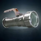 latarka-szperacz-mysliwska-cree-xml-t6-mega-zoom-waga-700-g