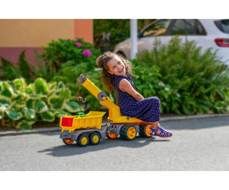 big-power-worker-jezdzik-wielki-dzwig-47cm-wiek-dziecka-3-lata