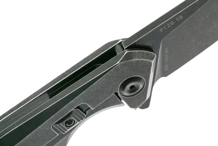 noz-ruike-hussar-waga-z-opakowaniem-0-5-kg-dlugosc-rekojesci-12-2-cm