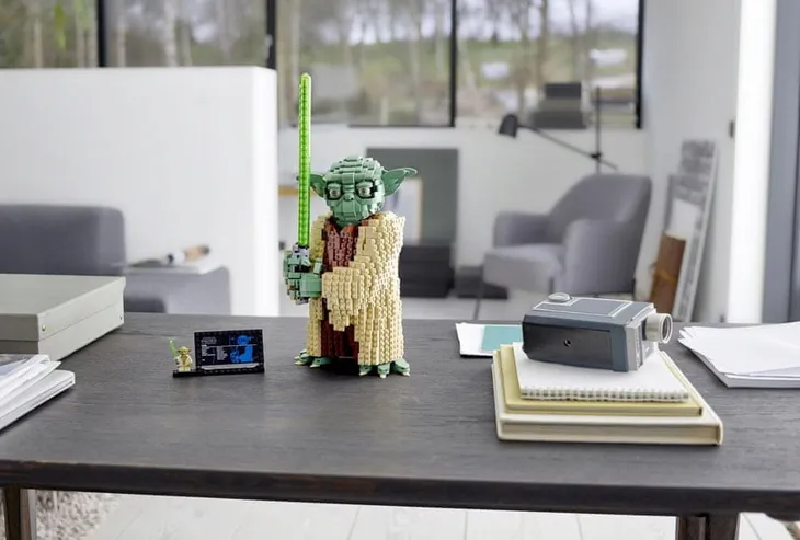 lego-star-wars-75255-yoda-liczba-elementow-1771