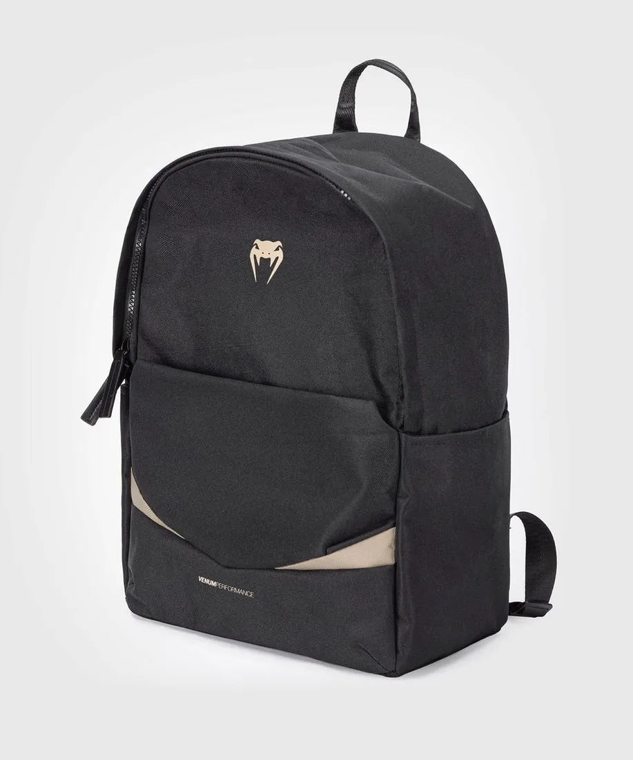 plecak-venum-evo-2-light-25-l-black-sand-cechy-dodatkowe-regulowane-szelki