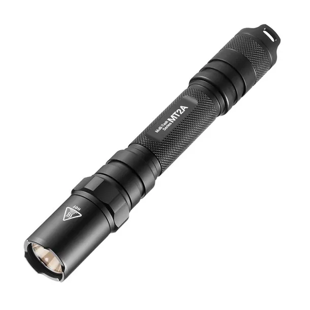 nitecore-latarka-turystyczna-mt2a-pro-1600lm-czarna-zasilanie-akumulatorowe