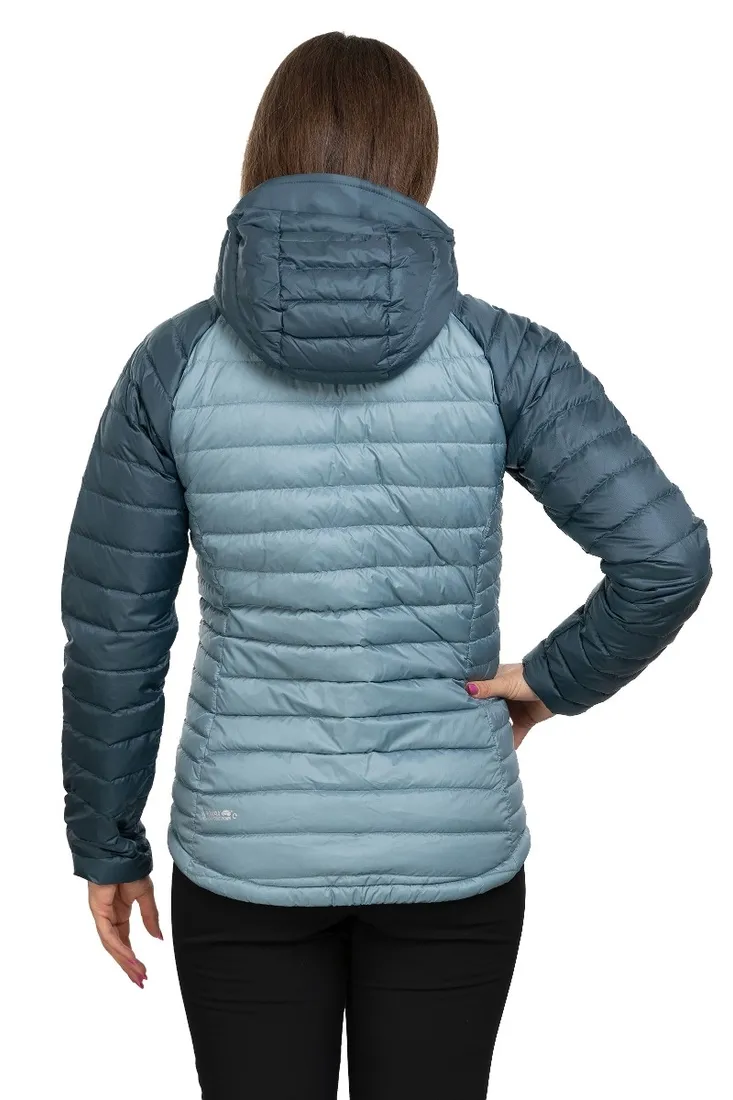 rab-kurtka-puchowa-damska-microlight-alpine-women-niebieska-12-m-plec-kobieta