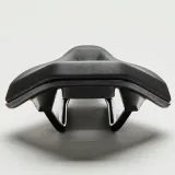 siodlo-rowerowe-btwin-gravelowe-szosowe-mtb-30-confort-145-mm-szerokosc-145-mm