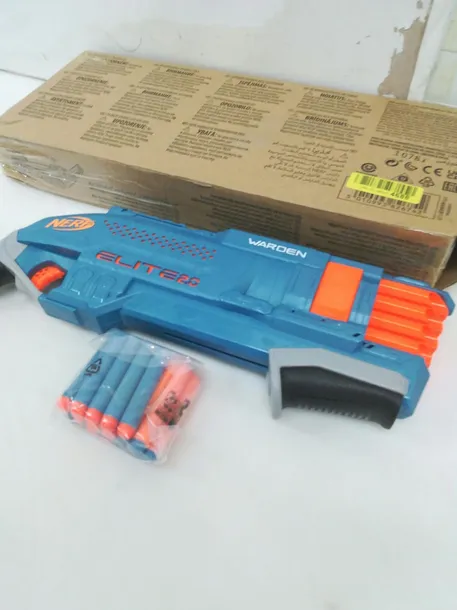 nerf-elite-2-0-warden-nerf-zabawka-militarna-16-strzalek-material-plastik