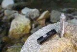 nitecore-latarka-turystyczna-tiki-le-300lm-czarna-dlugosc-5-5-cm