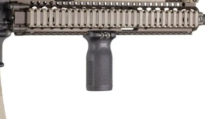 chwyt-magpul-ris-rvg-fde-marka-magpul