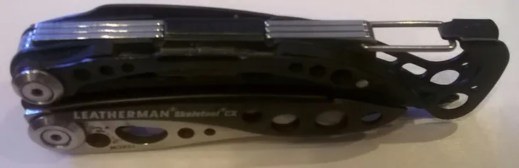 multitool-leatherman-skeletool-cx-154cm-waga-142-g