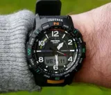 meski-zegarek-casio-prt-b50-1er-pro-trek-kompas-ksztalt-koperty-okragla