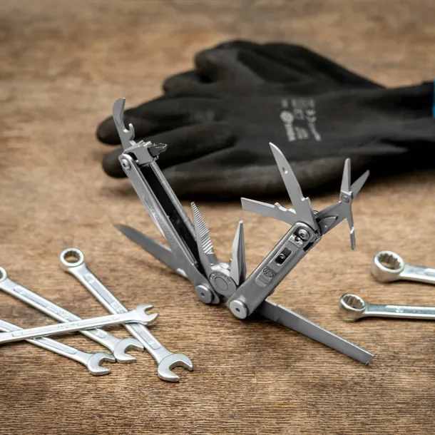 multitool-leatherman-curl-kabura-waga-212-g