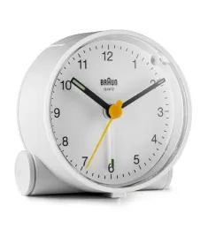 klasyczny-budzik-braun-bc01w-alarm-podswietlenie