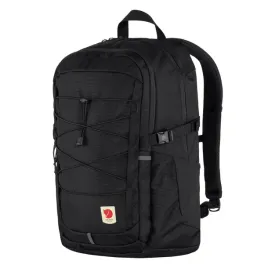 plecak-fjallraven-skule-28-czarny-28-l-z-miejscem-na-laptopa