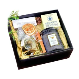 zestaw-prezentowy-swieca-sojowa-dyfuzor-zapachowy-swiateczny-prezent-01sz