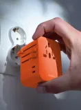 adapter-podrozny-matador-global-travel-adapter-forget-me-not-orange-marka-matador