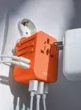 adapter-podrozny-matador-global-travel-adapter-forget-me-not-orange-kod-producenta-matjy307001o-model-global-travel-adapter