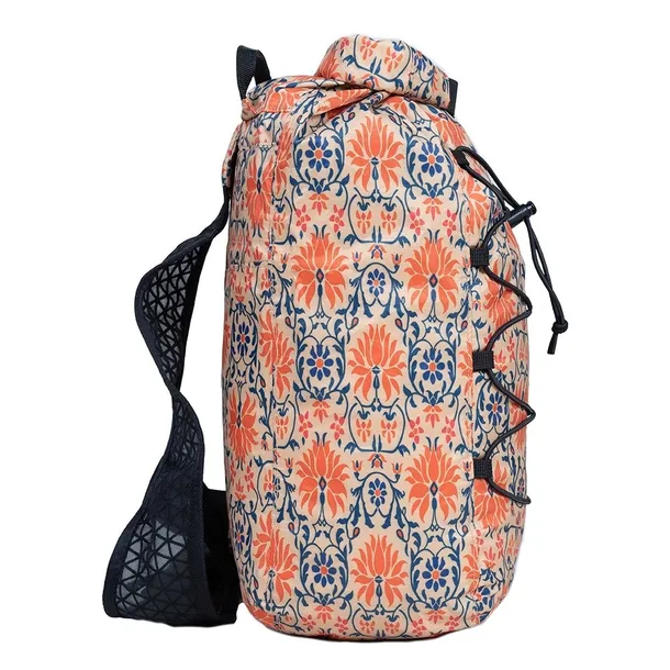 plecak-wodoodporny-worek-cabinzero-adv-dry-11-l-vanda-azar-zapiecie-rolowane-zapiecie-z-klamra